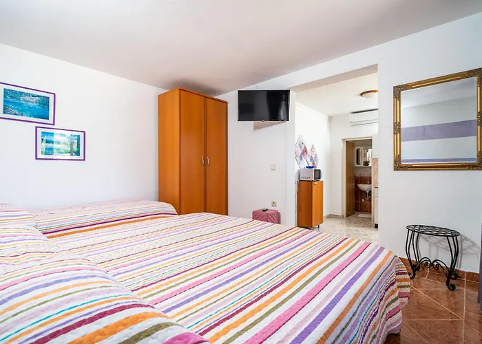 Apartments Nikolina